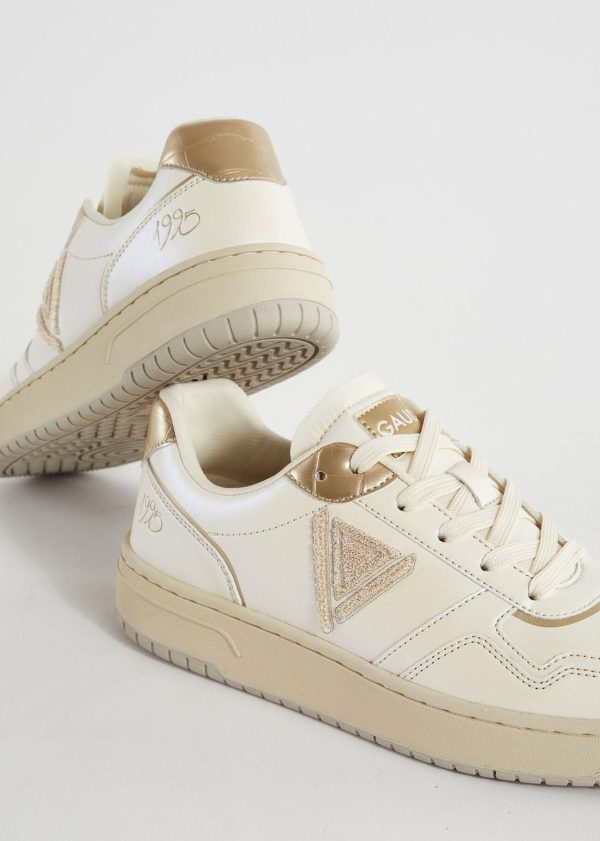 Sapatilhas em pele sintética com logótipo